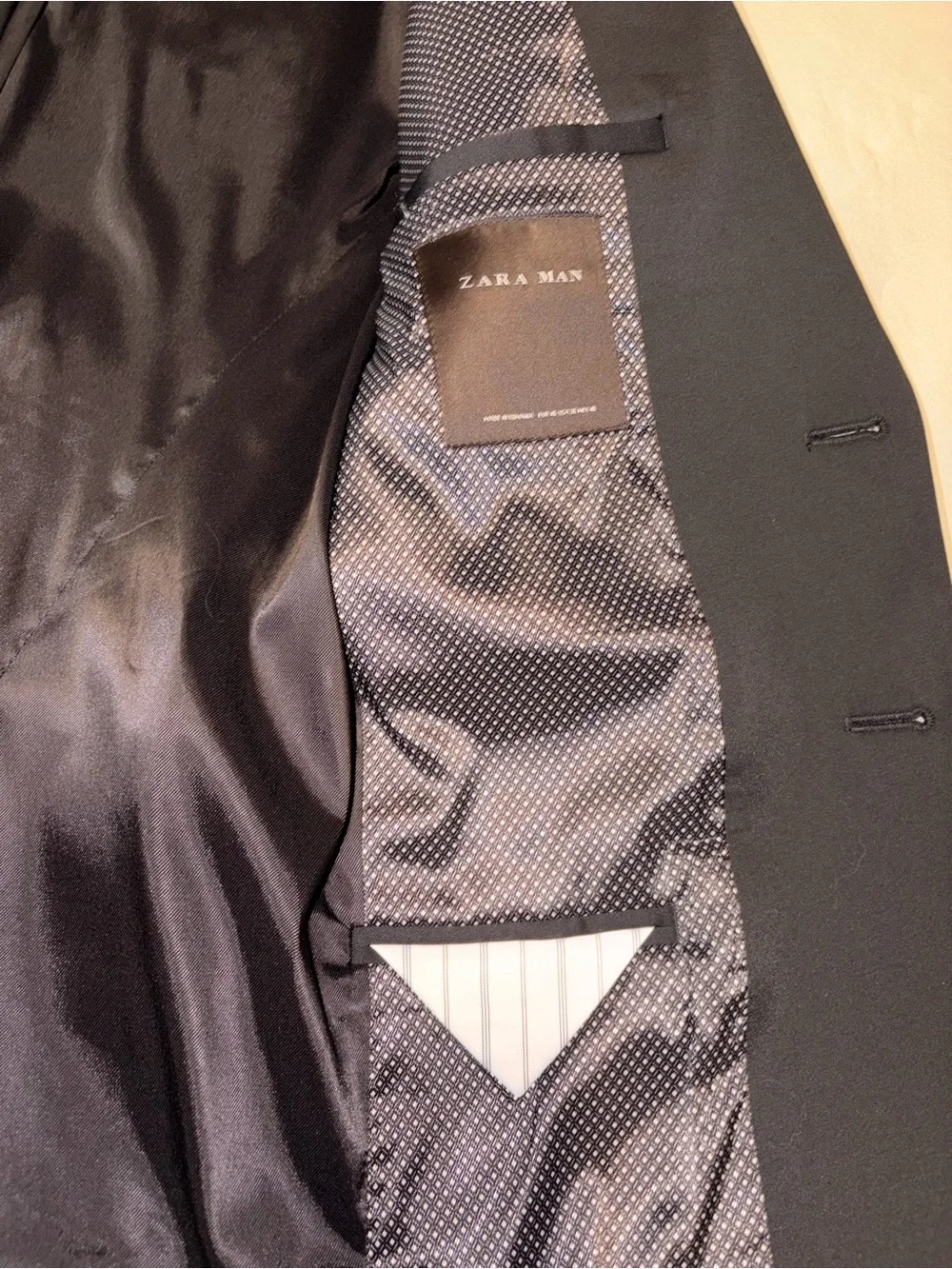 Zara Man Two-Button Black Suit Jacket (36R) & Trousers (31x30) Set Romania Made